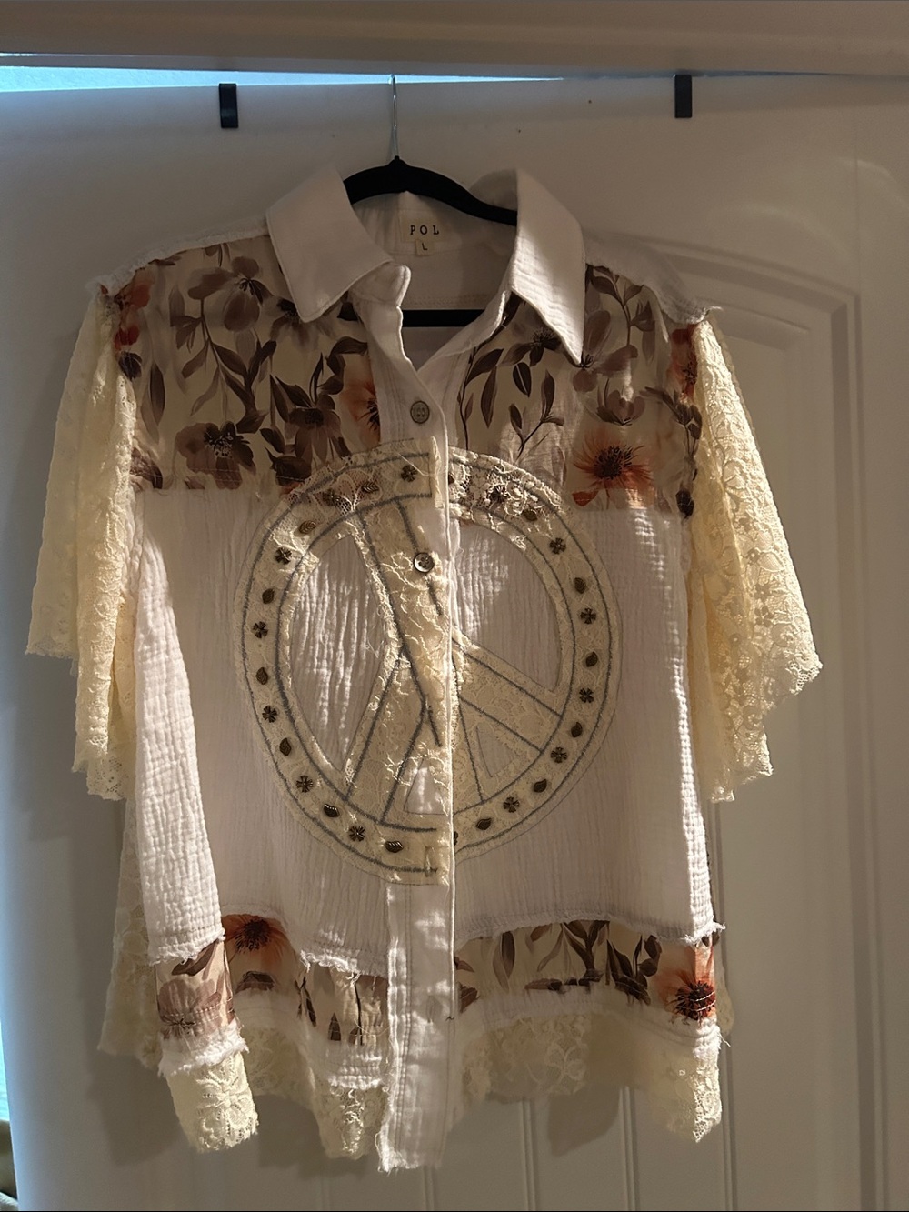 POL Cream Floral Lace Button-Down Top with Peace Sign Applique